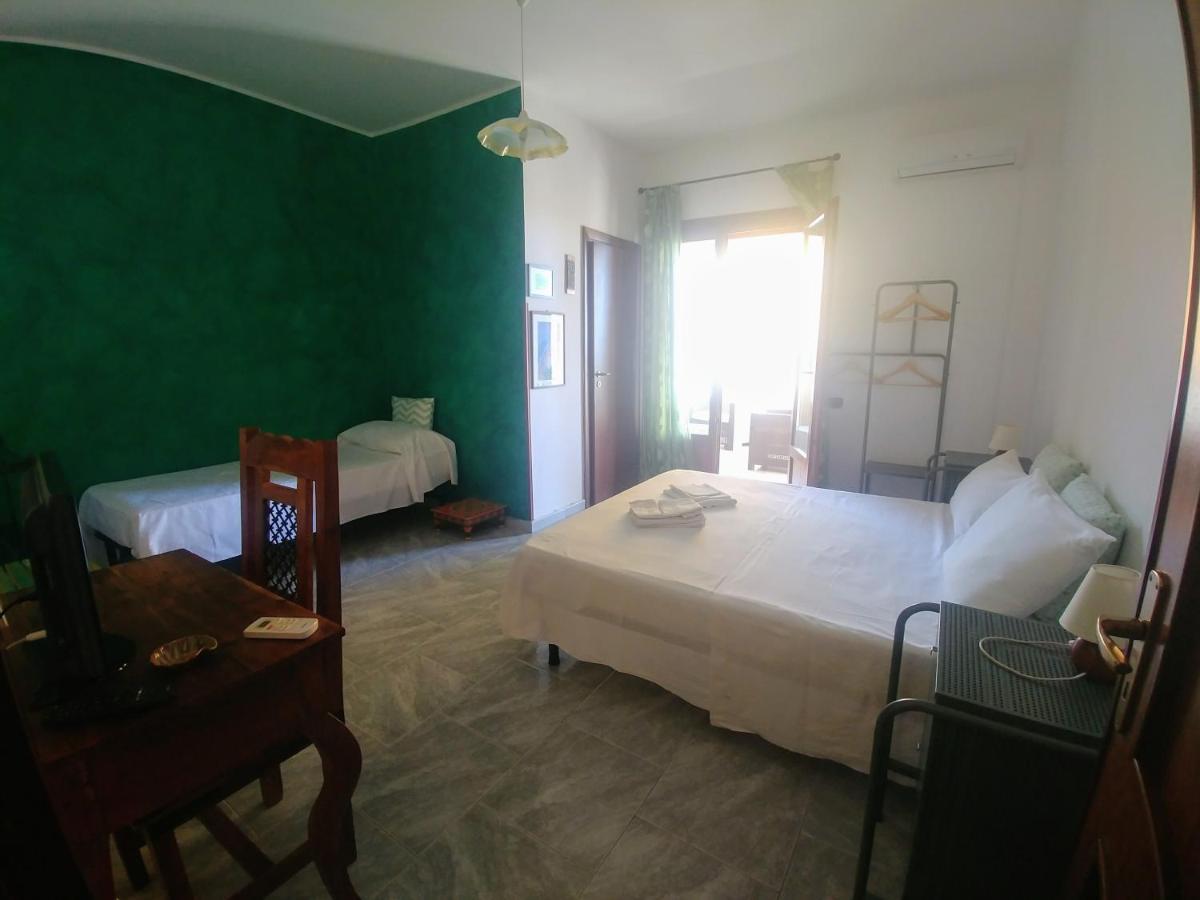 B&B Nereidi Melito Di Porto Salvo Bagian luar foto