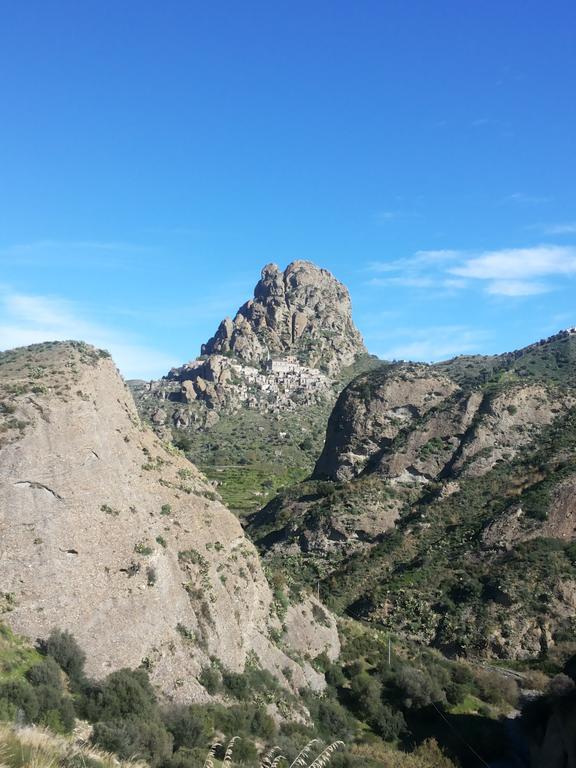 B&B Nereidi Melito Di Porto Salvo Bagian luar foto